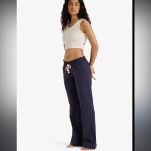 NWT Roxy Oceanside  linen blend trouser. Black. XL